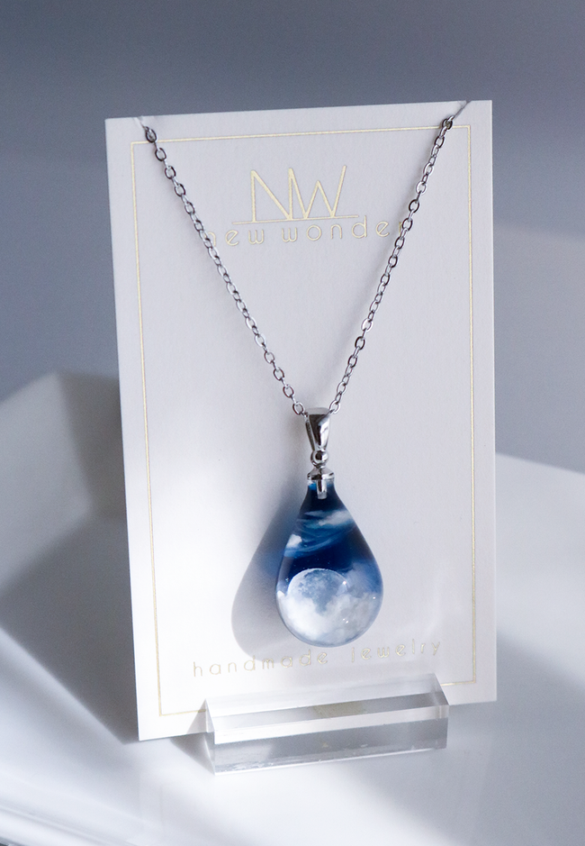 [Preorder] Cloud Pendant - Midnight Moon