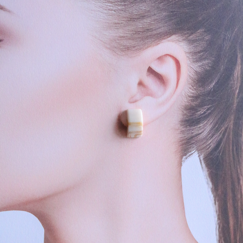 Half-round studs - Latte
